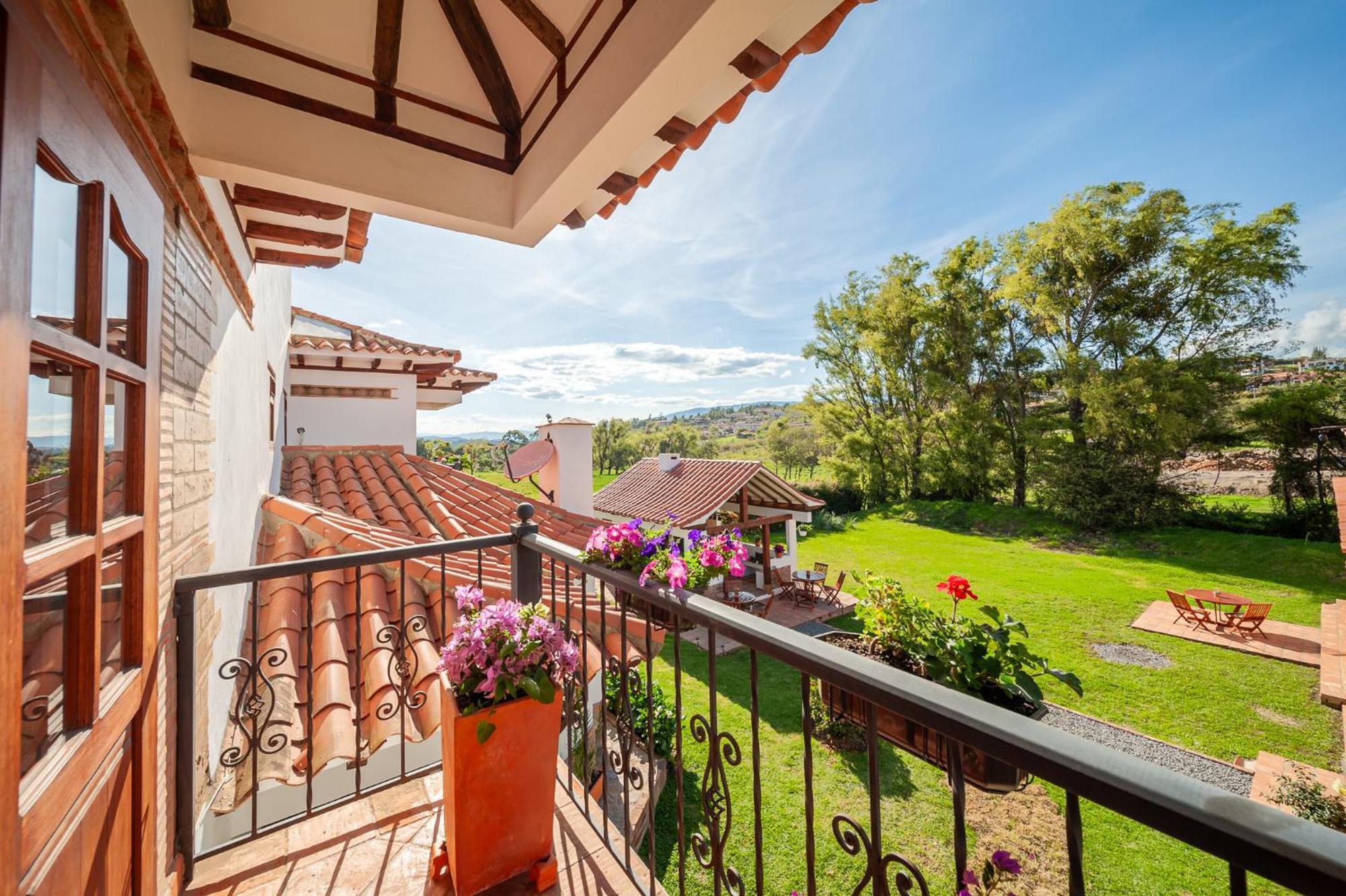 Casa De Las Flores Вилья-де-Лейва Экстерьер фото